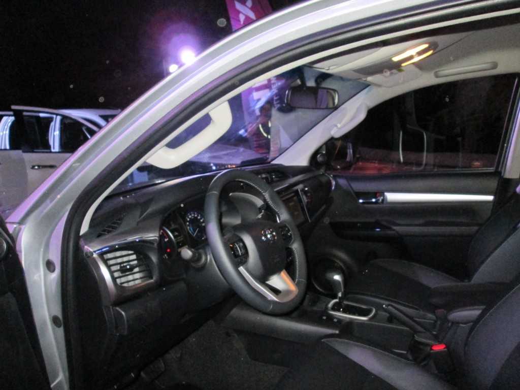 Toyota-All-New-Hilux-2016-Primer-d%C3%ADa-12.JPG