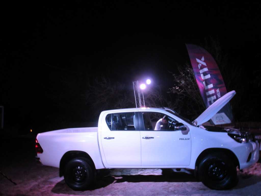Toyota-All-New-Hilux-2016-Primer-d%C3%ADa-6.JPG