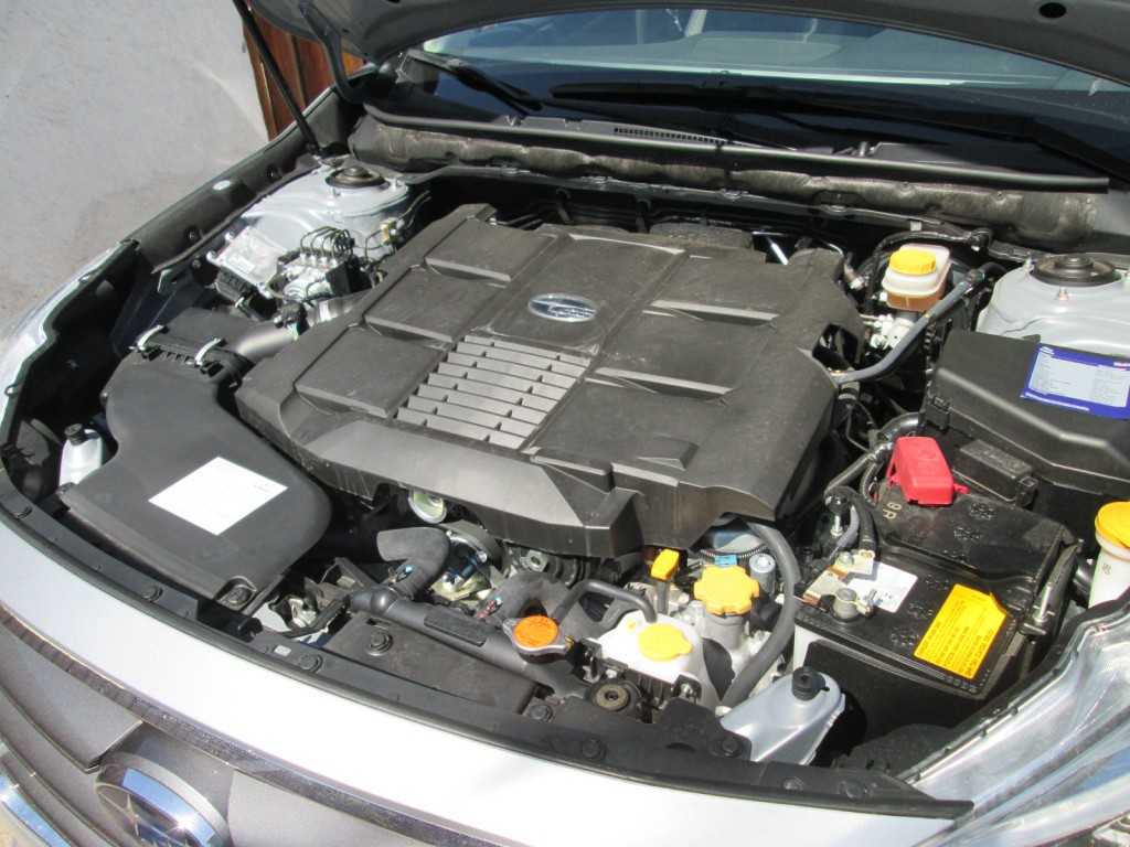 Subaru Legacy 3.6L 2015 Test Drive Rutamotor (58)