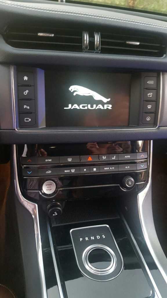 Lanzamiento Jaguar XF 2016 (13)