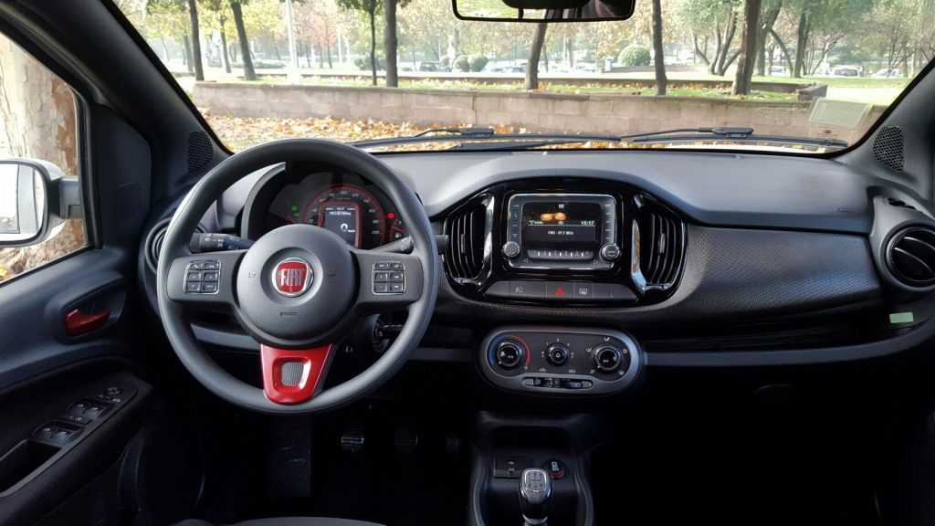 Fiat Uno Sporting (11)