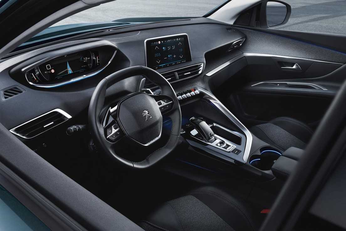Peugeot 5008 nueva generación septiembre 2016 (15)