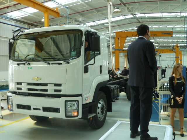 camiones-chevolet-2013-planta-19
