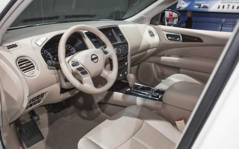 nissan-pathfinder-2014-4