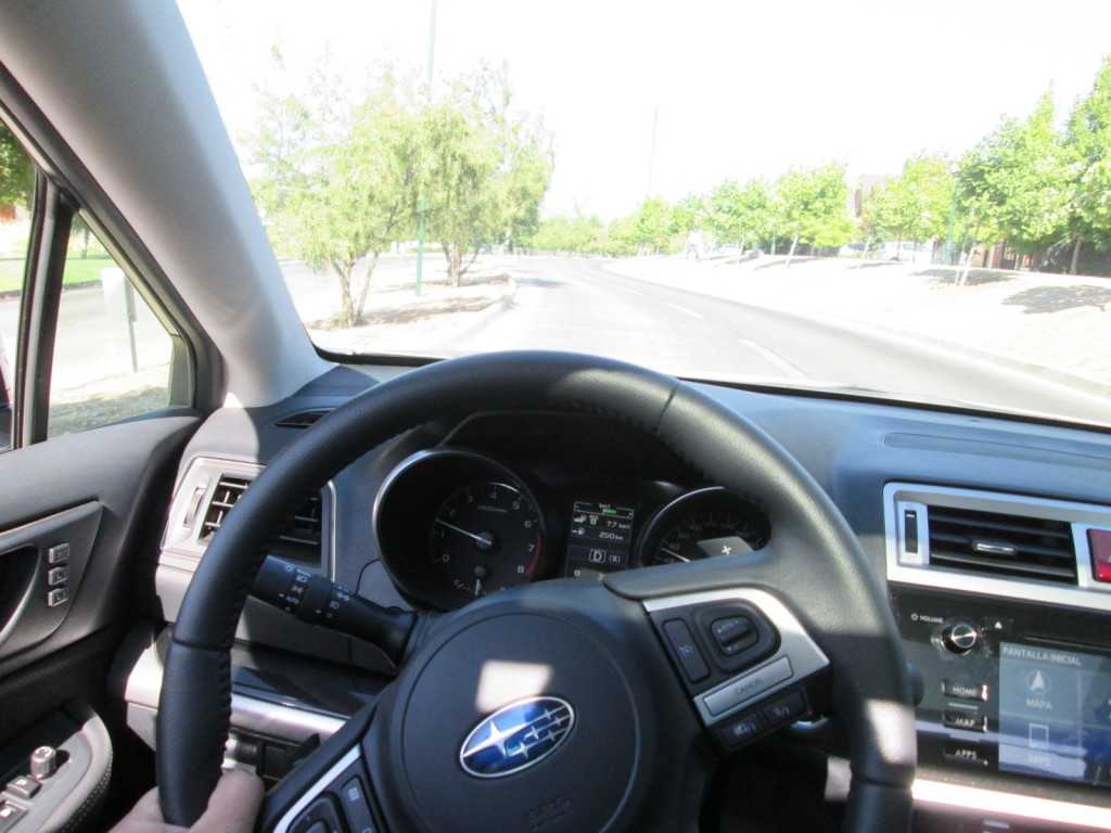 Subaru Legacy 3.6L 2015 Test Drive Rutamotor (36)