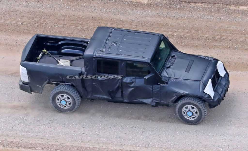 Jeep Wrangler Pickup 2018 espia 1