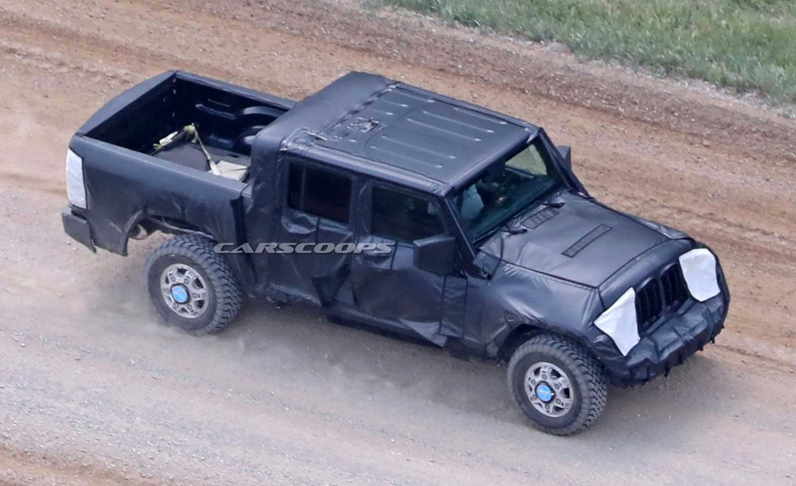 Primeras imágenes espía del Jeep Wrangler Pick Up 2018 - Rutamotor