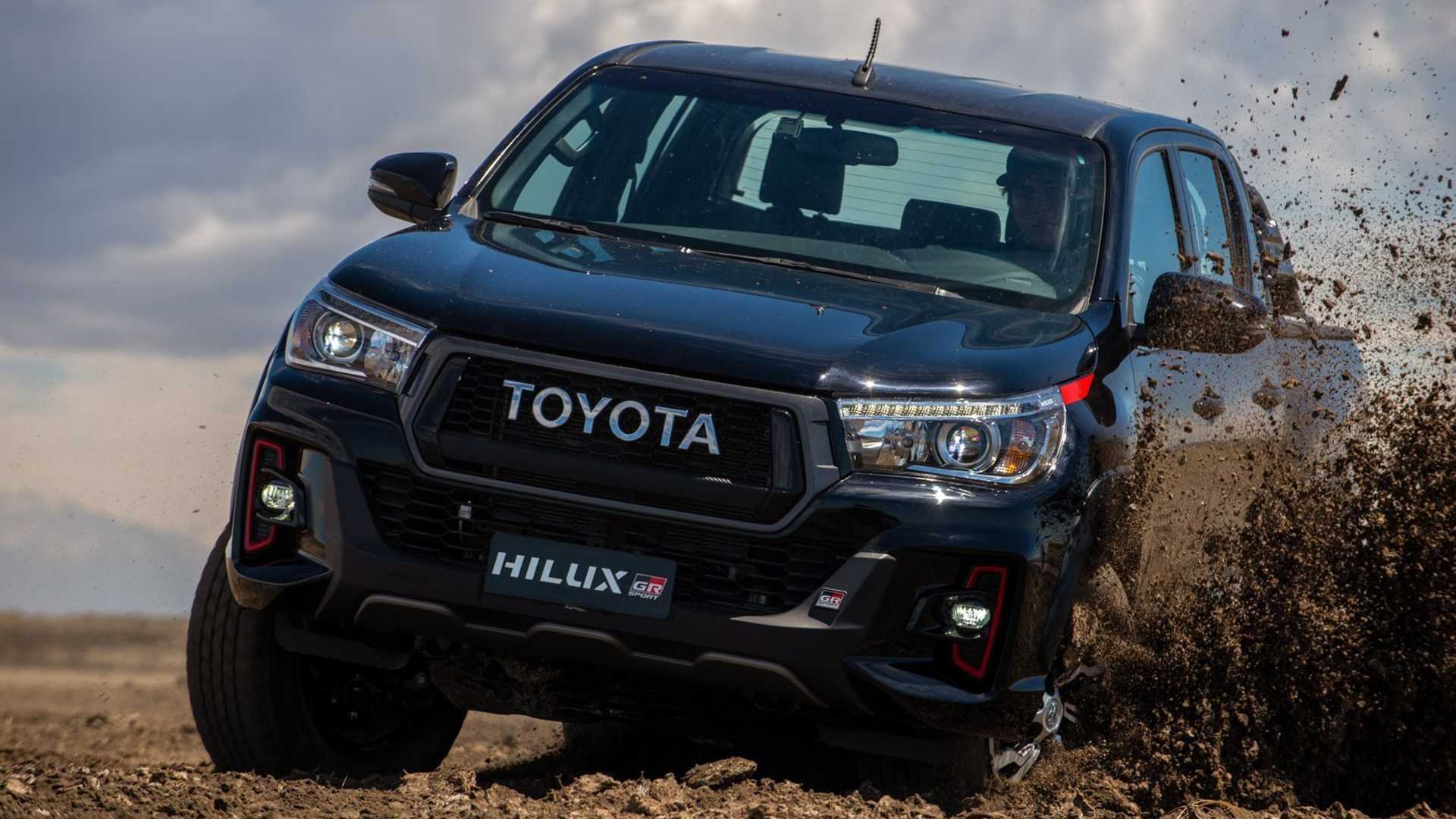 Toyota Hilux GR Sport suma un nuevo motor V6 4.0 gasolina - Rutamotor