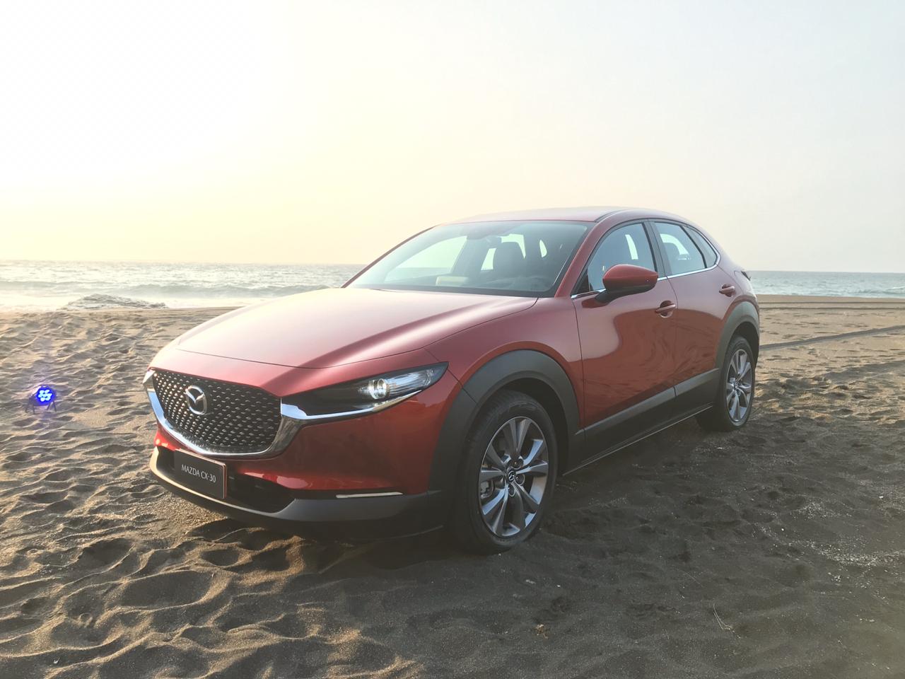 Yammine Mazda estrena su nuevo SUV CX30 para seguir cosechando éxitos