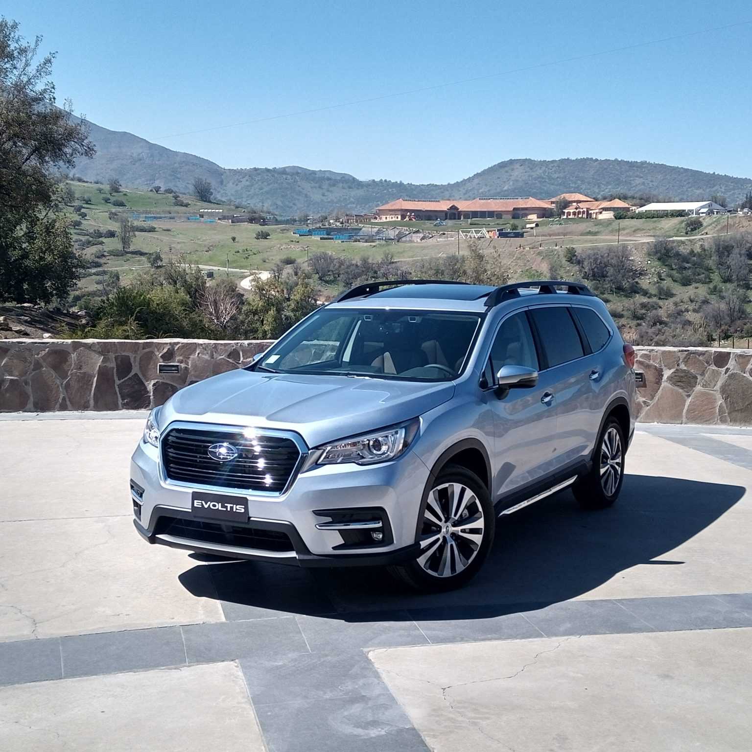 Subaru presenta en Chile su nuevo buque insignia Evoltis, un gran SUV