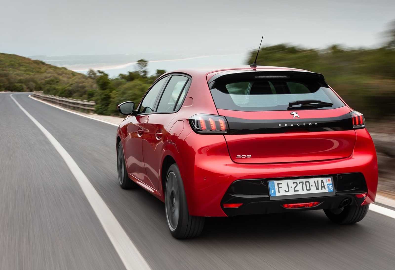 Peugeot 208 2021
