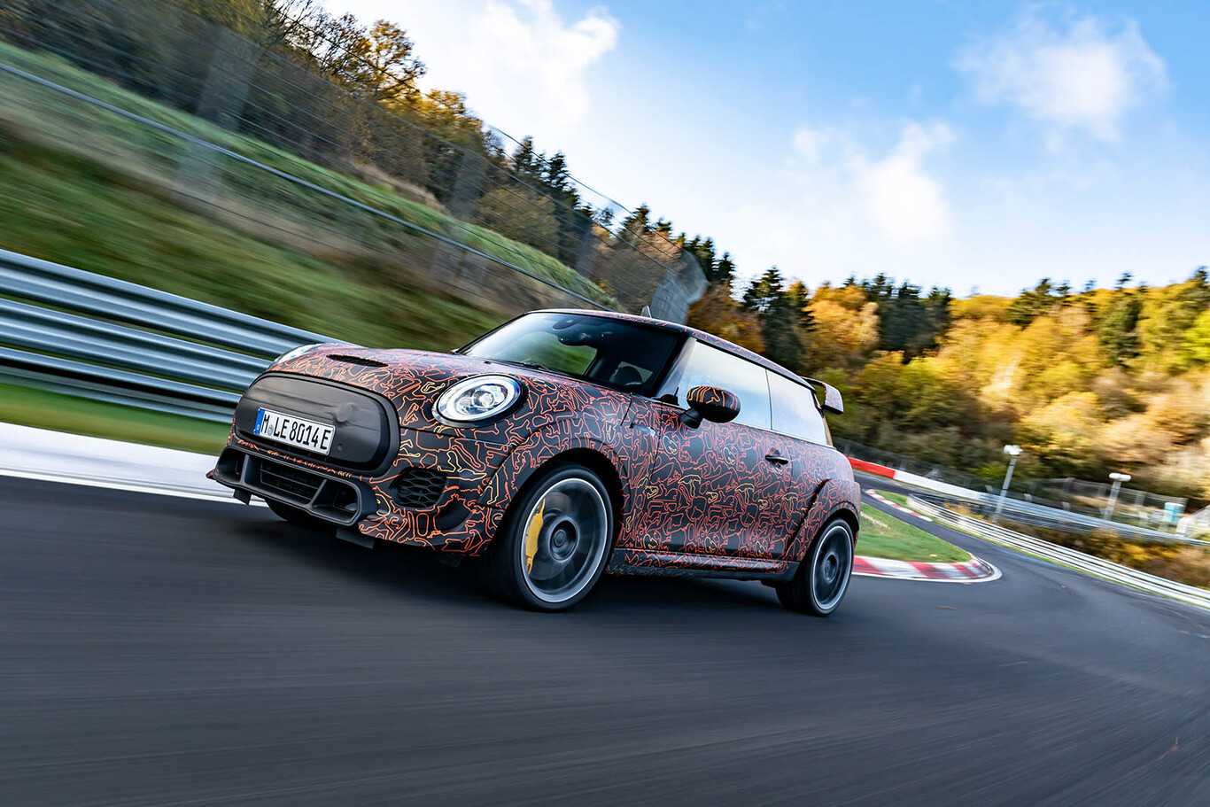 El Mini John Cooper Works, tendrá su versión eléctrica el 2021