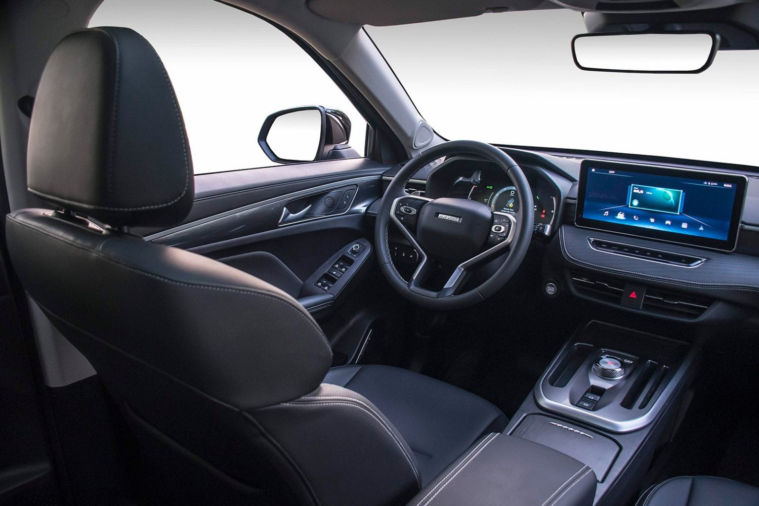 Haval jolion белый салон