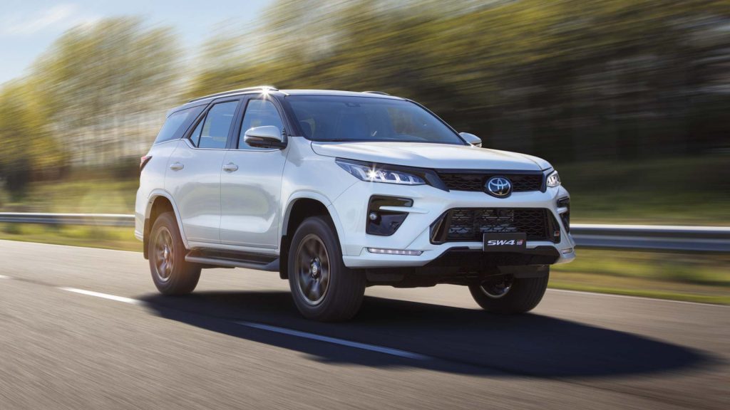 Fortuner GR Sport Hilux
