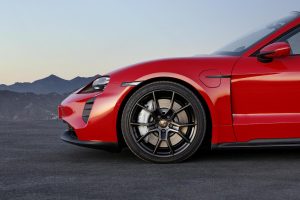 Taycan GTS 2