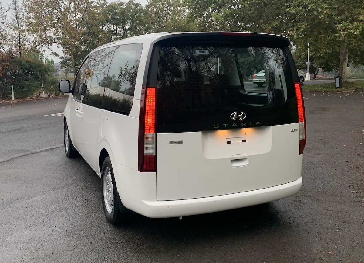 Hyundai Staria