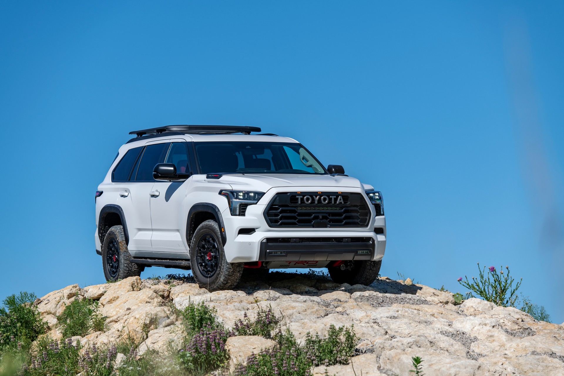 La Toyota Sequoia TRD 2023 es su SUV más grande lista para salir del