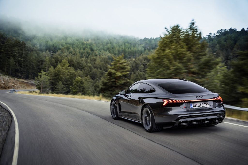 El eléctrico Audi RS e-tron GT aterriza en Chile con más de 600 Hp