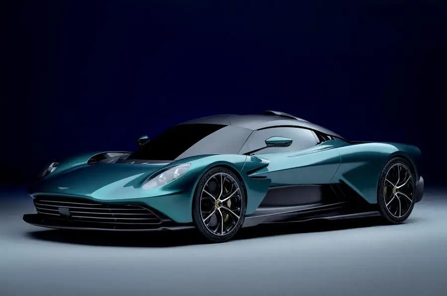 Aston Martin lanzará ocho nuevos deportivos de aquí a 2026