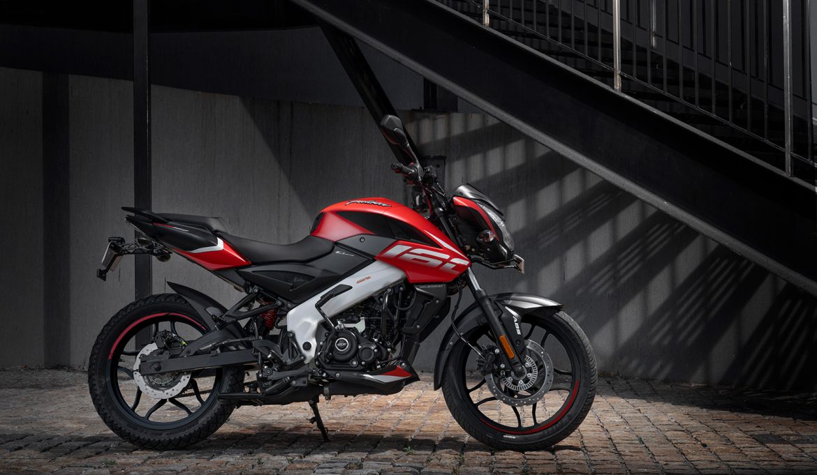 Bajaj Motos estrena su nueva Pulsar NS 160 con mejor equipamiento