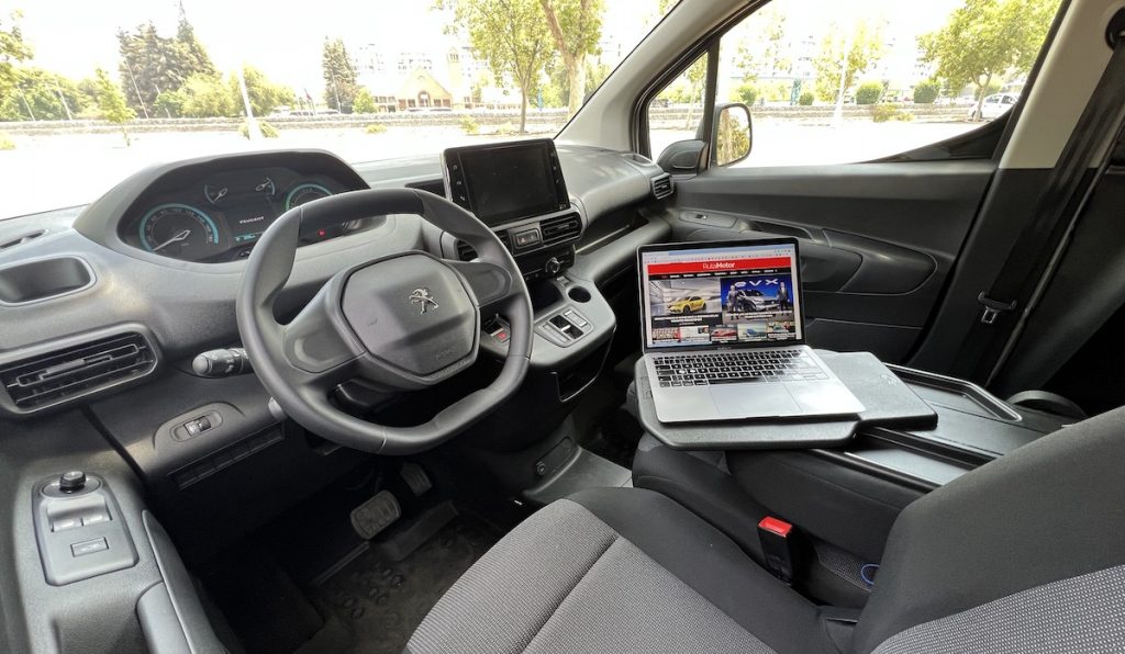 Peugeot ePartner i-cockpit