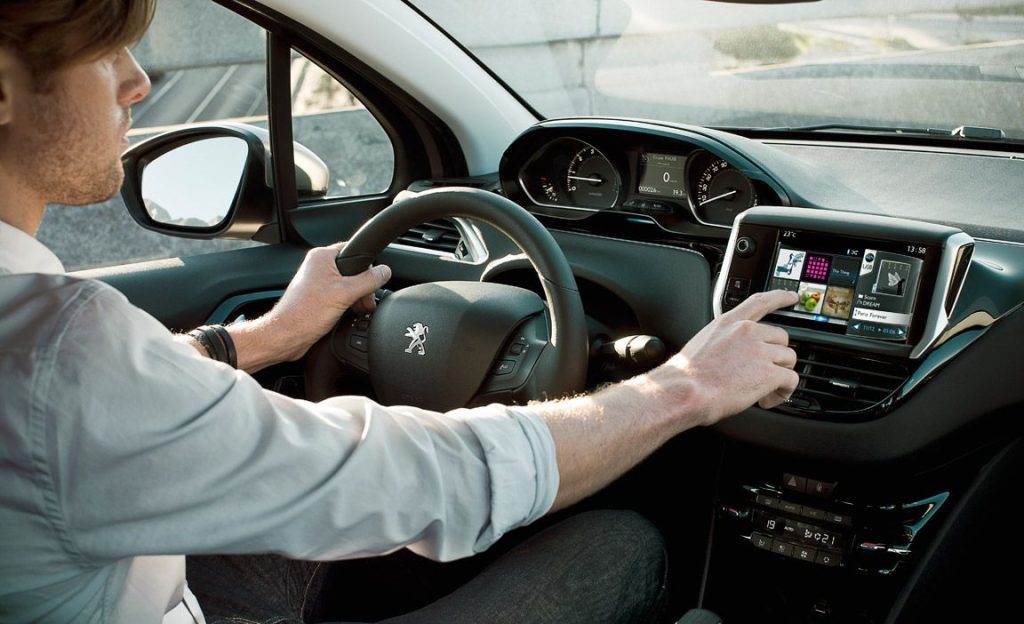 Peugeot i-Cockpit 