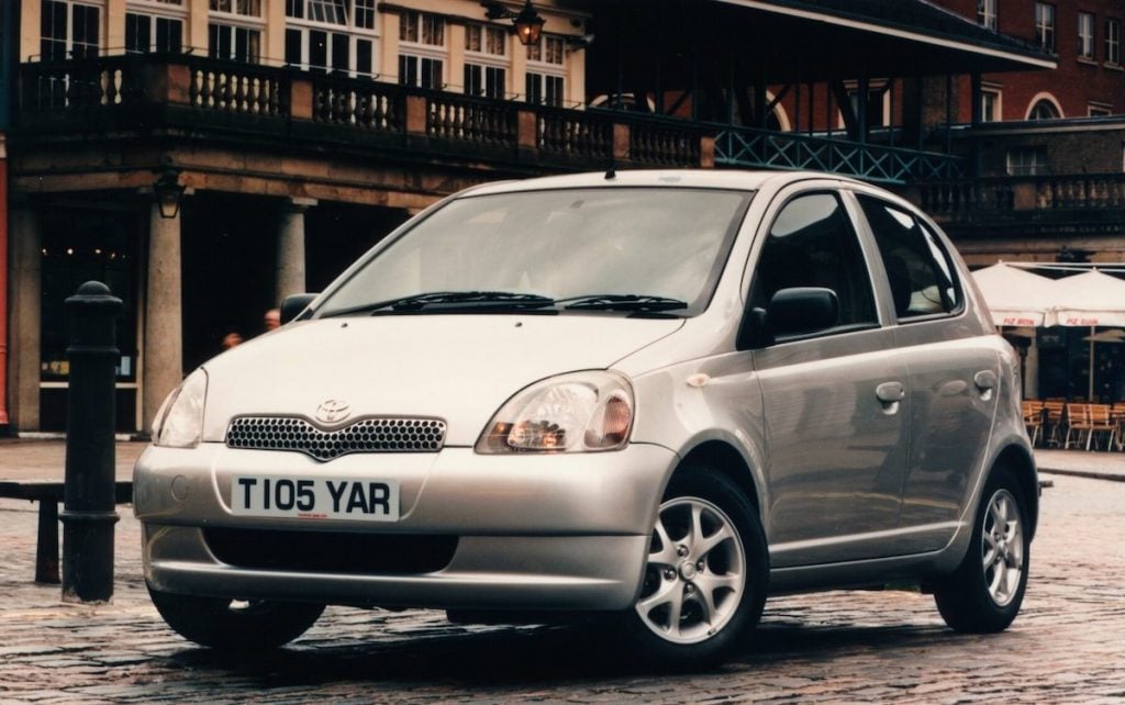 Yaris 10 millone