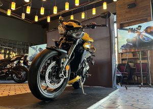 Triumph Street Triple 765