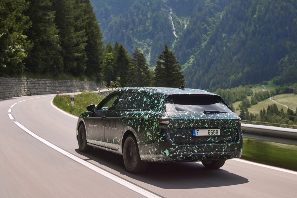 Škoda Superb