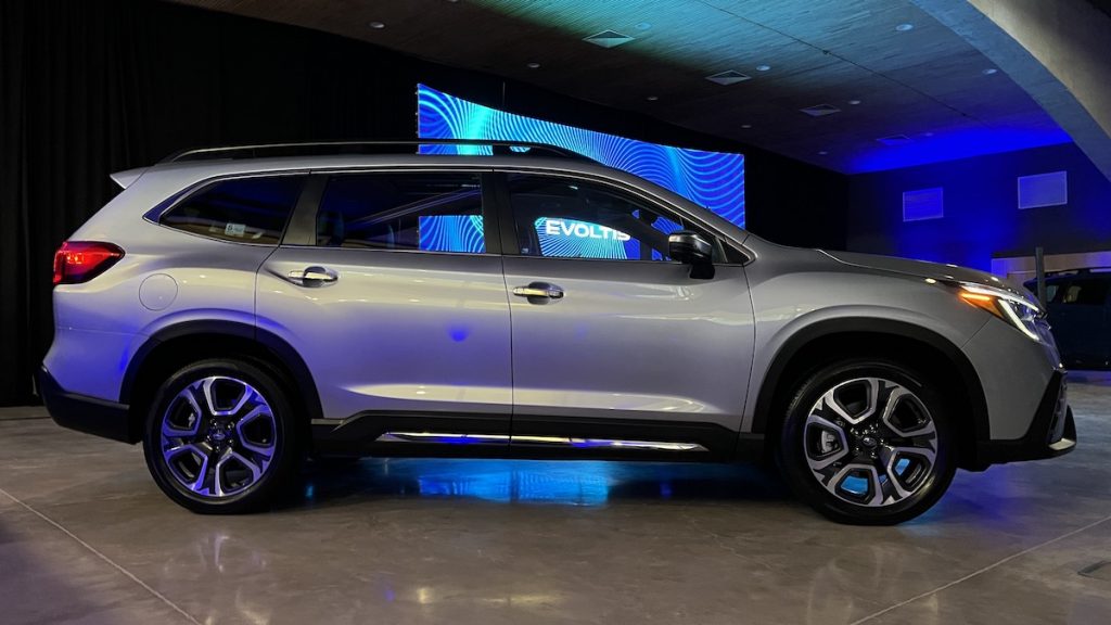 Subaru Evoltis