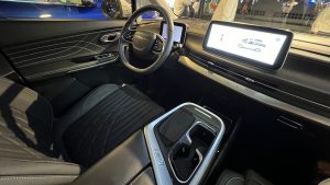 G90