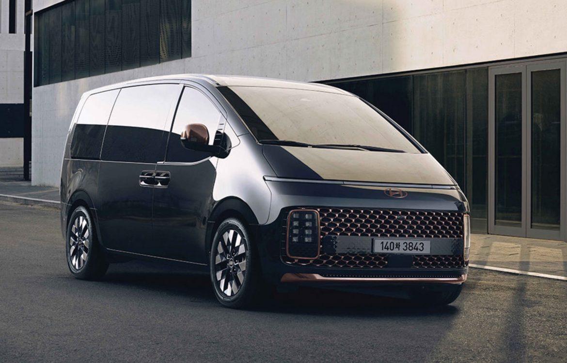 Hyundai Staria