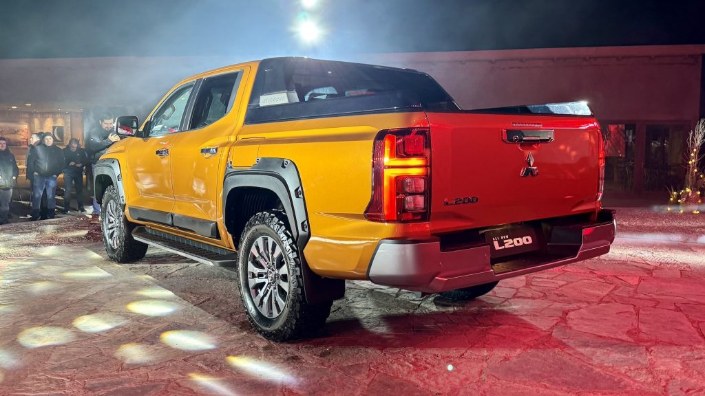 L200