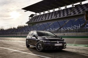Golf R