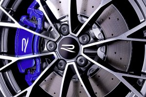 Golf R
