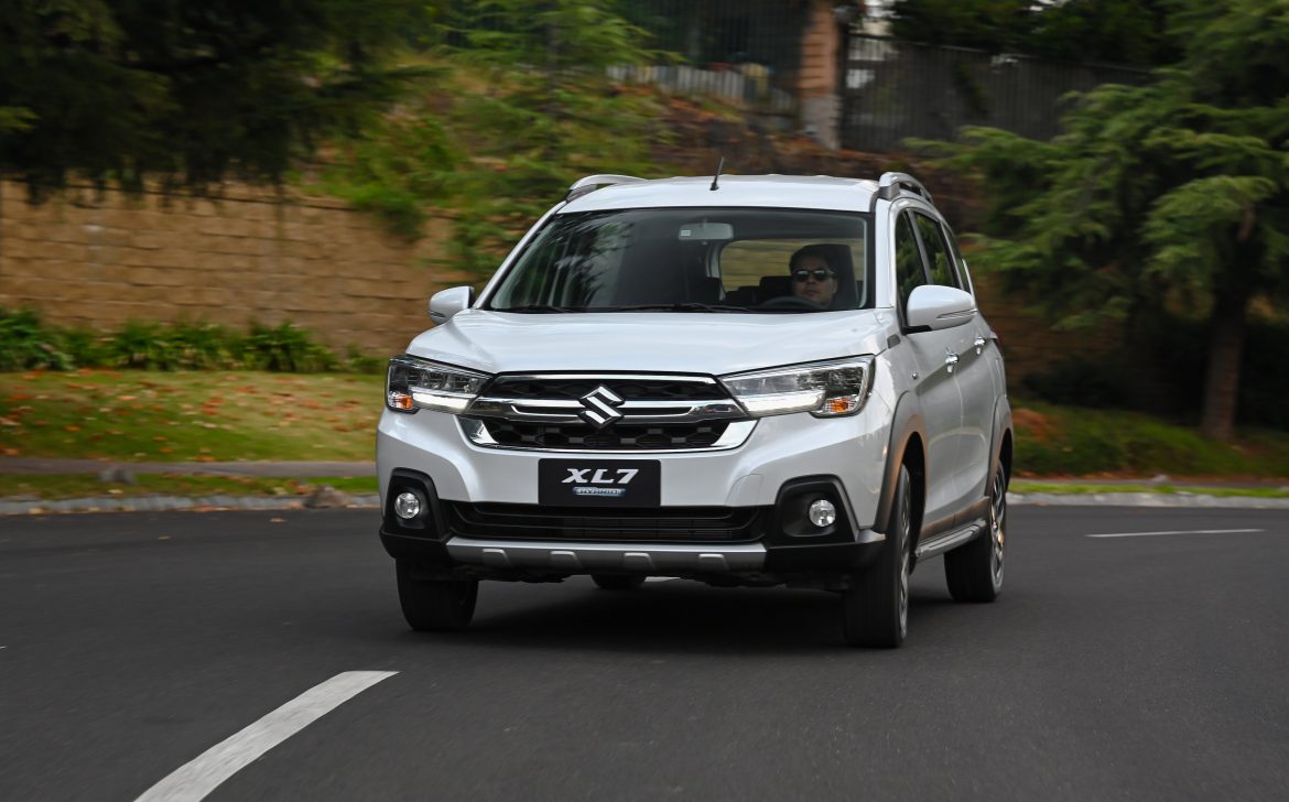 Suzuki XL7
