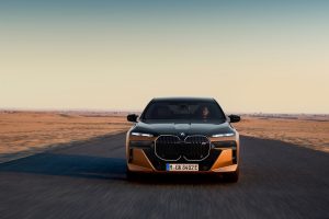 BMW i7