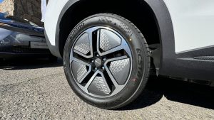 Omoda E5