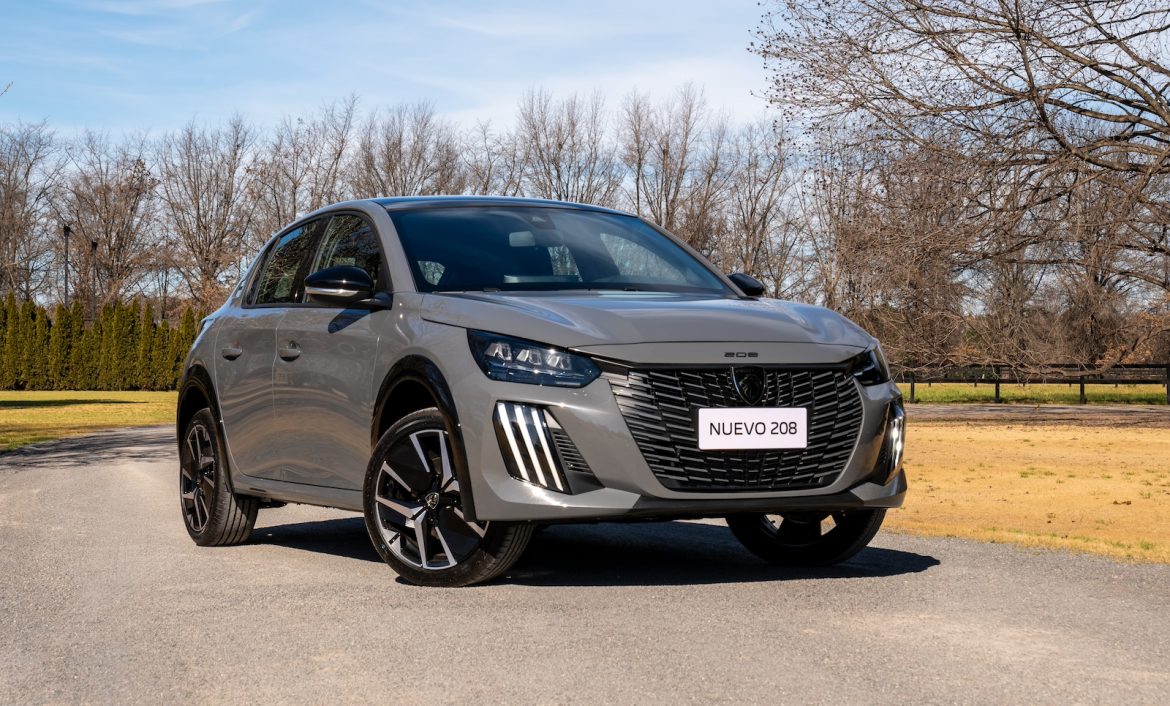 Peugeot 208