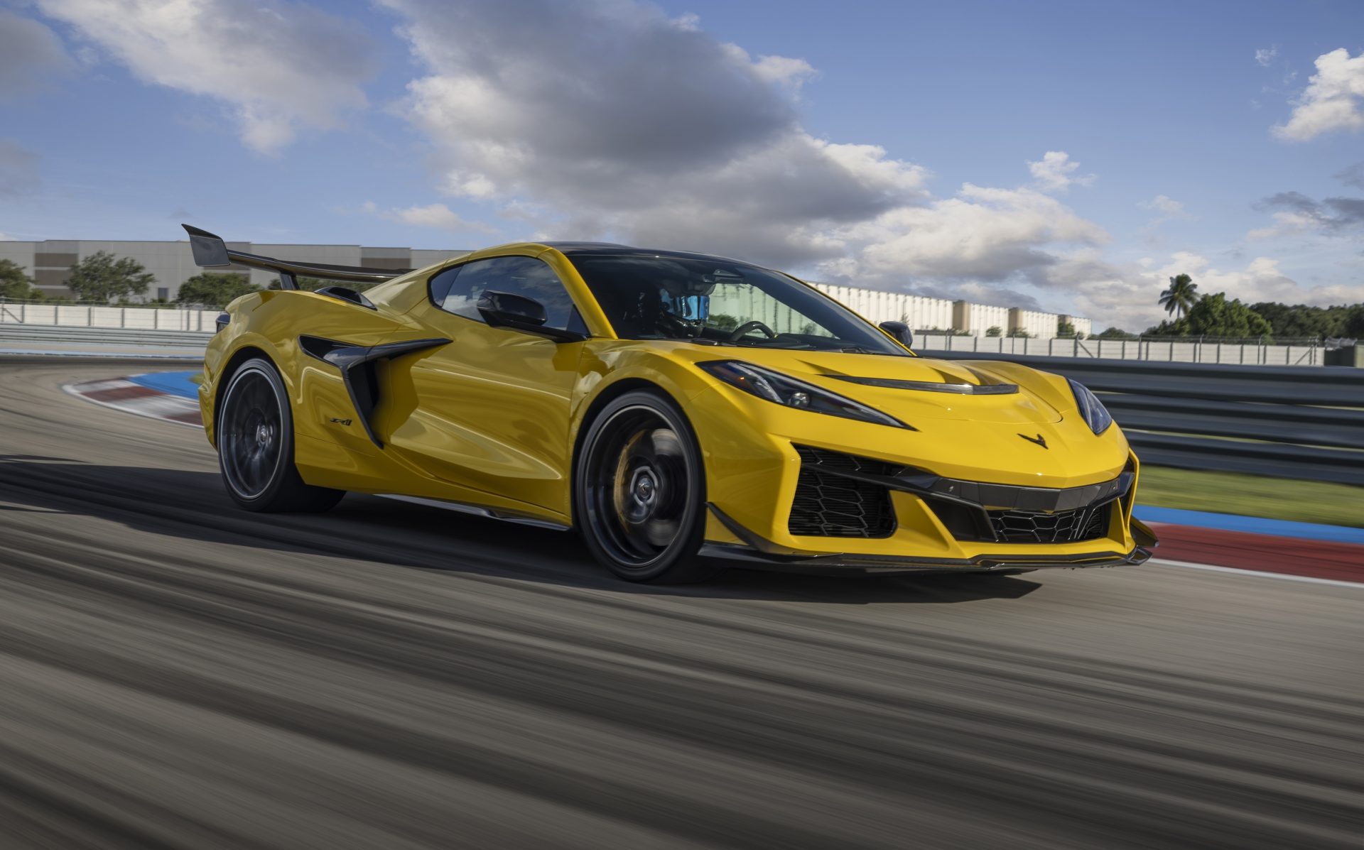 Corvette ZR1 Con Nuevos Registros 0 A 60 Mph En 2 3 Segundos corvette-zr1-con-nuevos-registros-0-a-60-mph-en-2-3-segundos