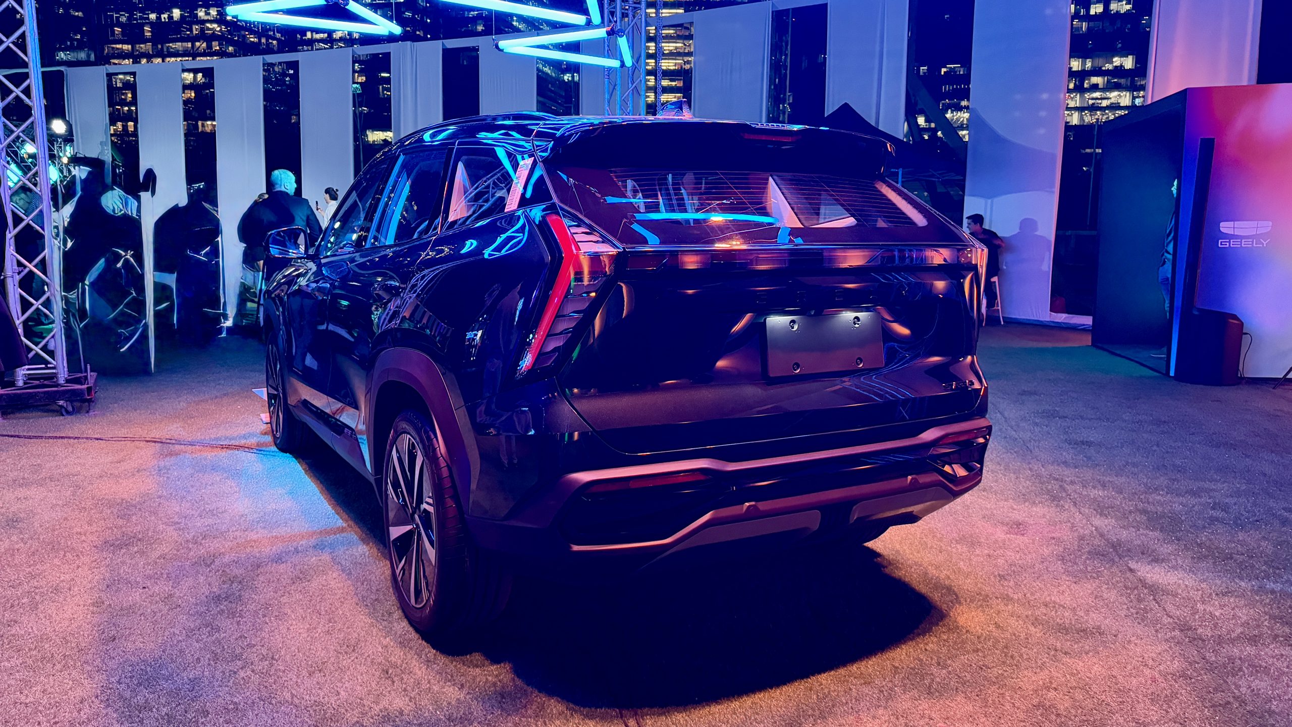 Geely inicia su nueva era con los lanzamientos de dos modelos