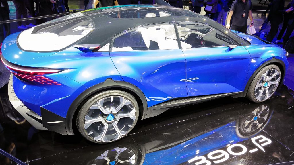 Alpine A390