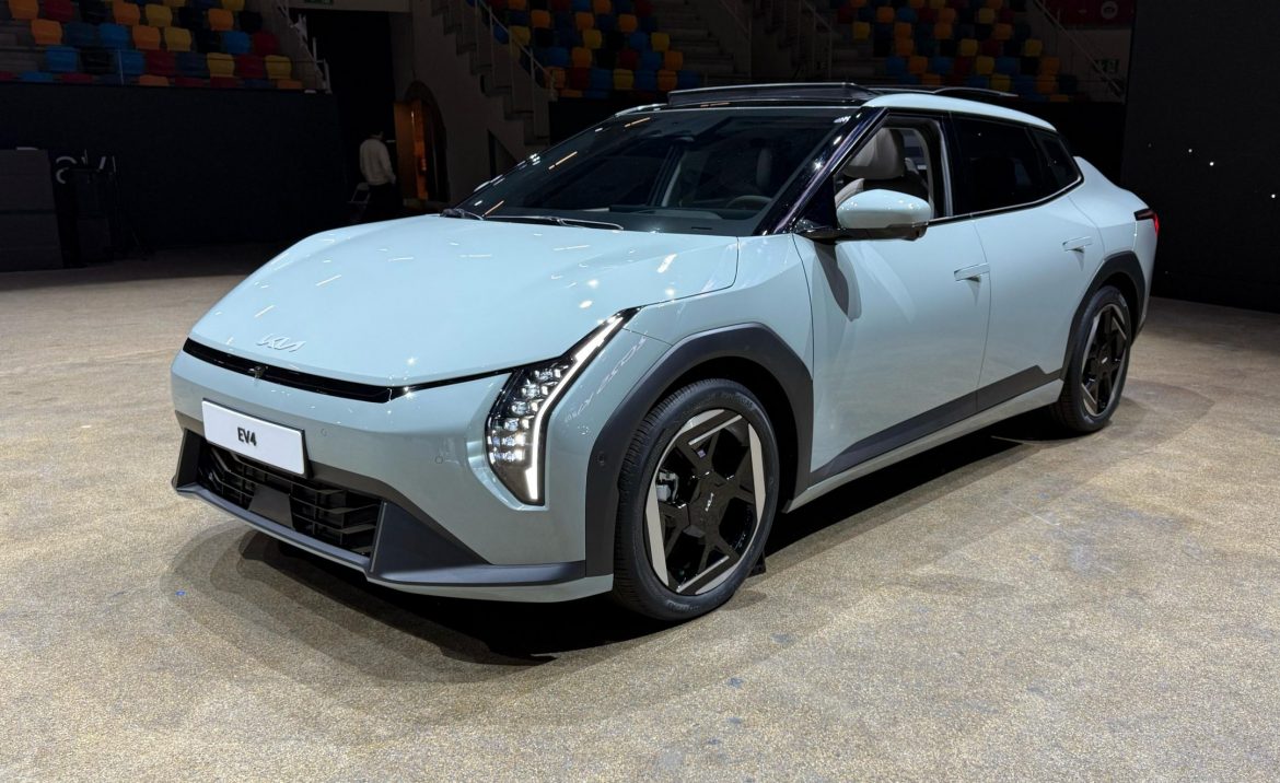 Kia EV4
