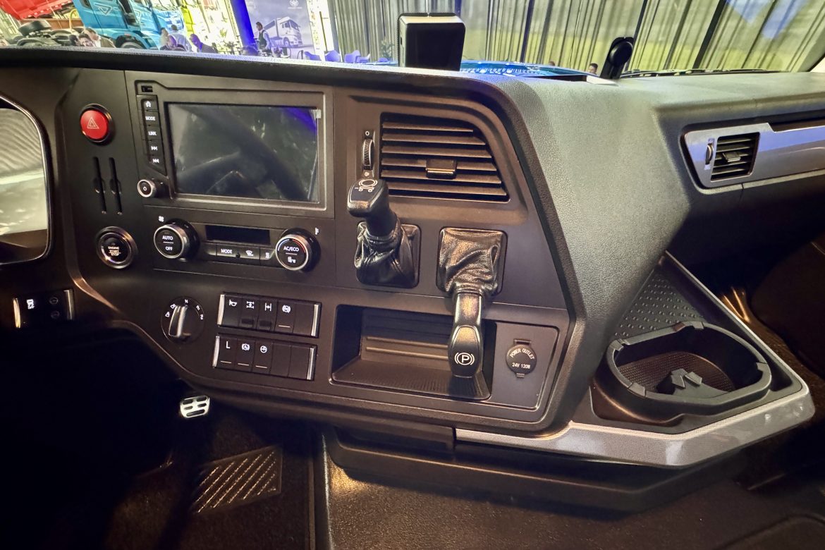 FAW J7 Rutamotor 2973