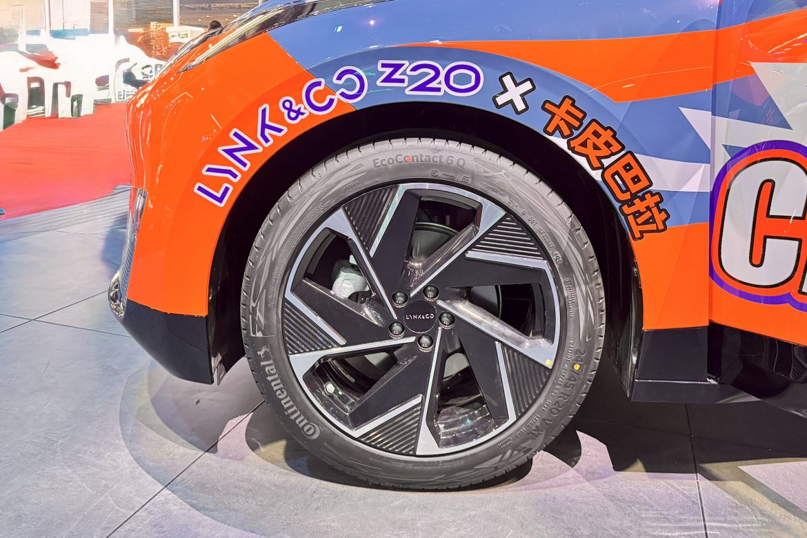 Lynk & Co 02 Rutamotor 95