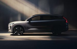 New Volvo XC70