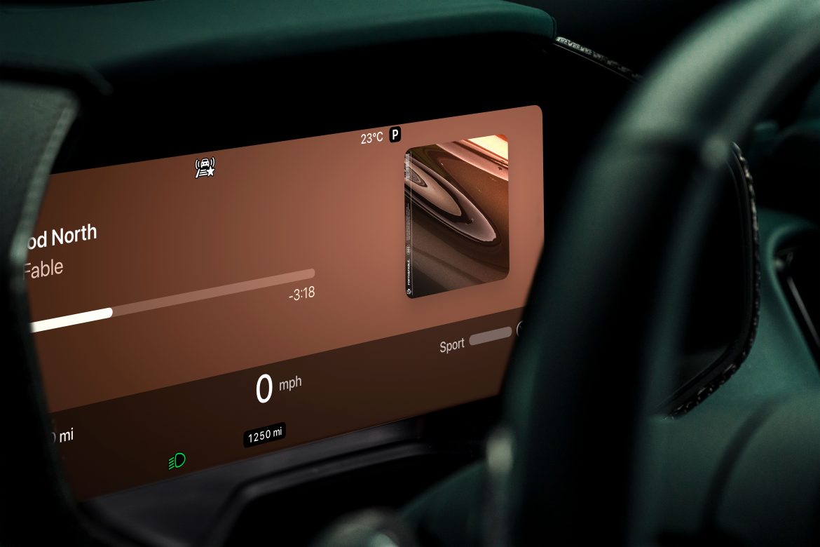 Apple CarPlay Ultra Rutamotor 10
