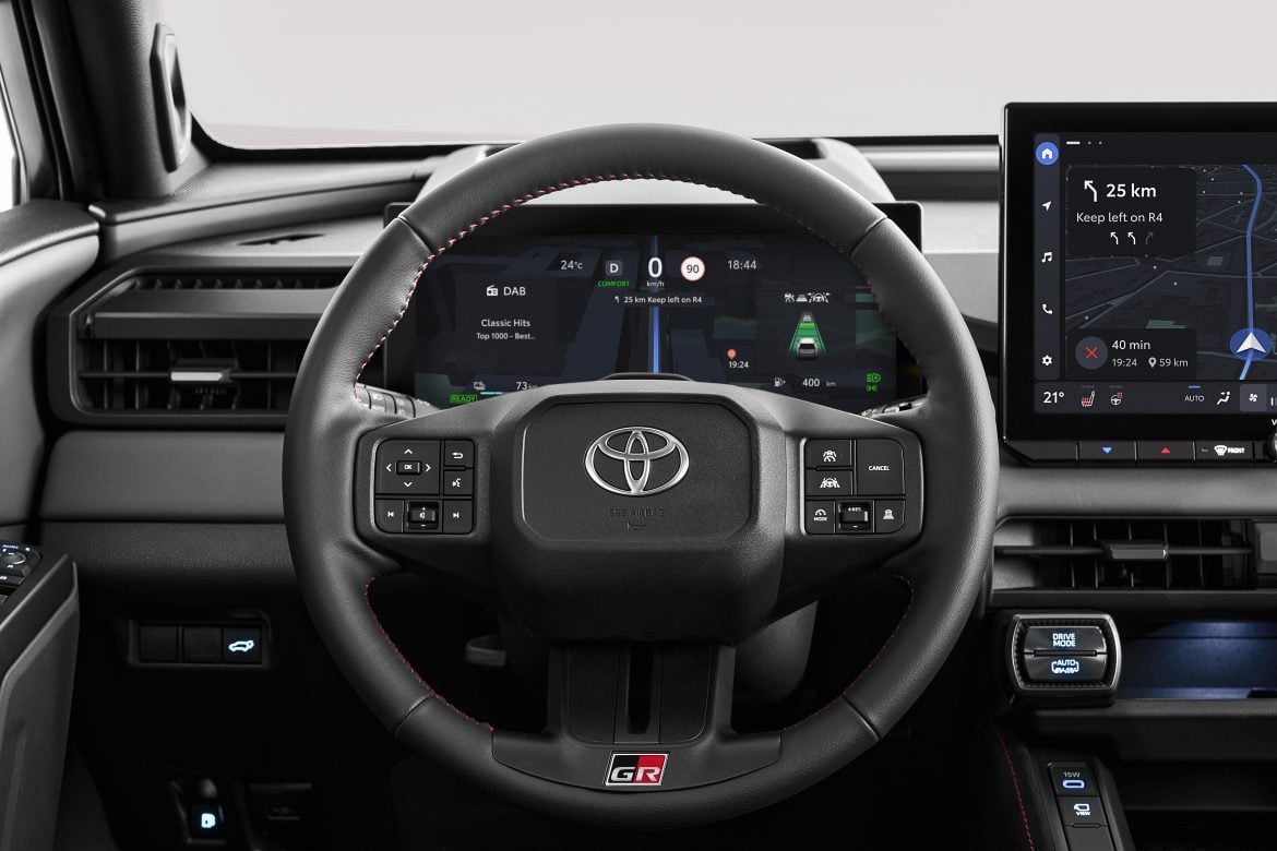 Toyota RAV4 Rutamotor interior-005 mercado automotor