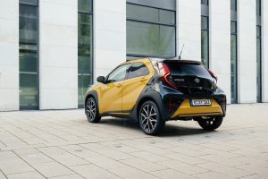 Aygo X Cross Hybrid