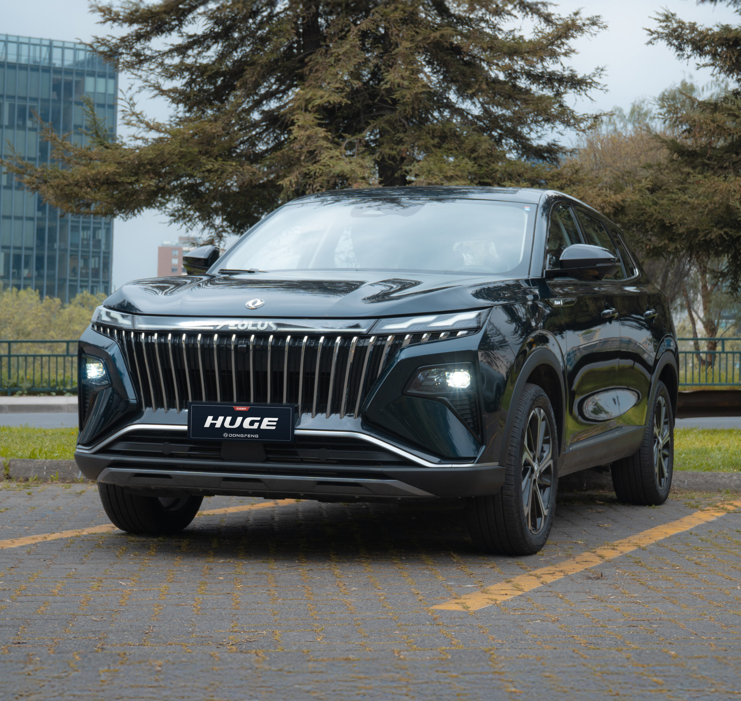 Dongfeng Huge
